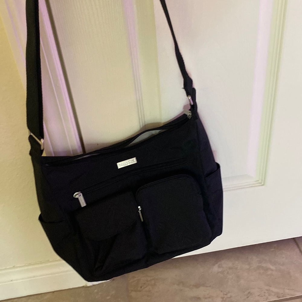Baggalini crossbody. New, never used.